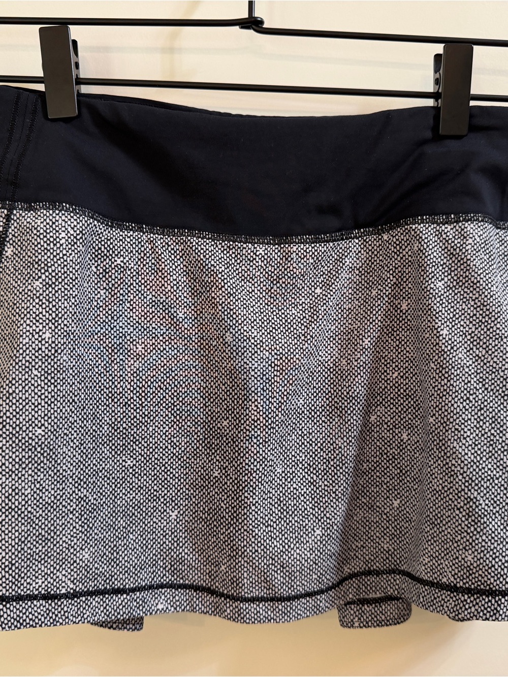 lululemon athletica Black and White Textured A-Line Skirt